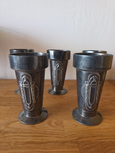 Uralte jugendtil becher - uralte,